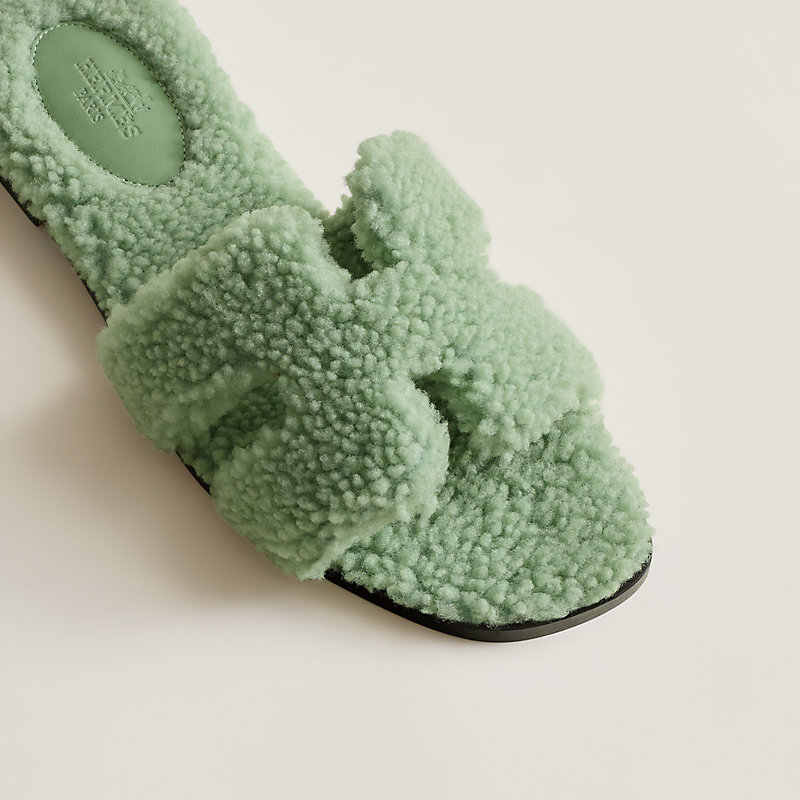 Hermes fluffy discount sandals